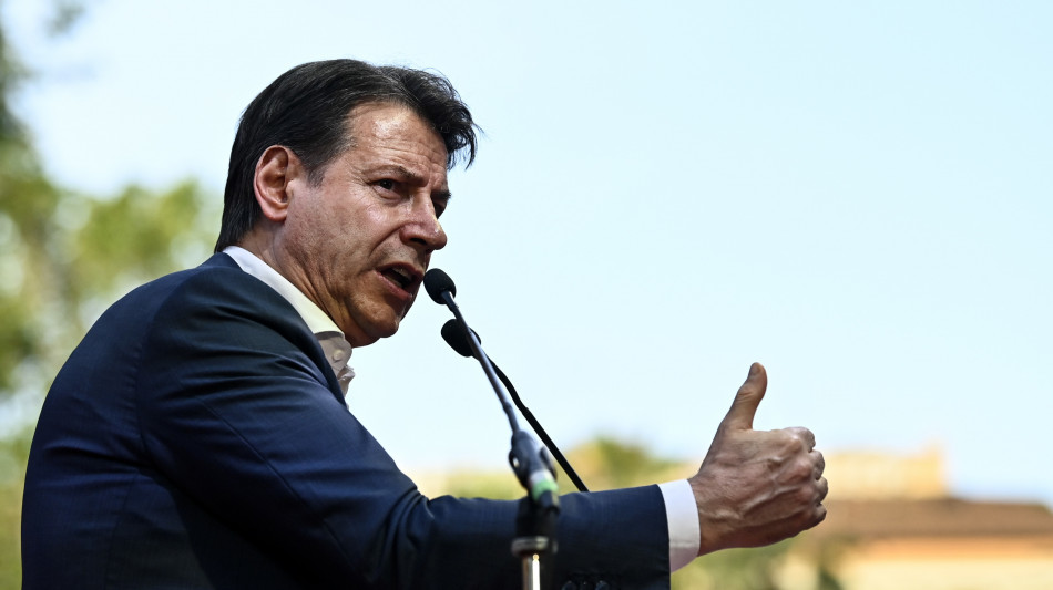 M5s, le prerogative di Grillo sono infondate