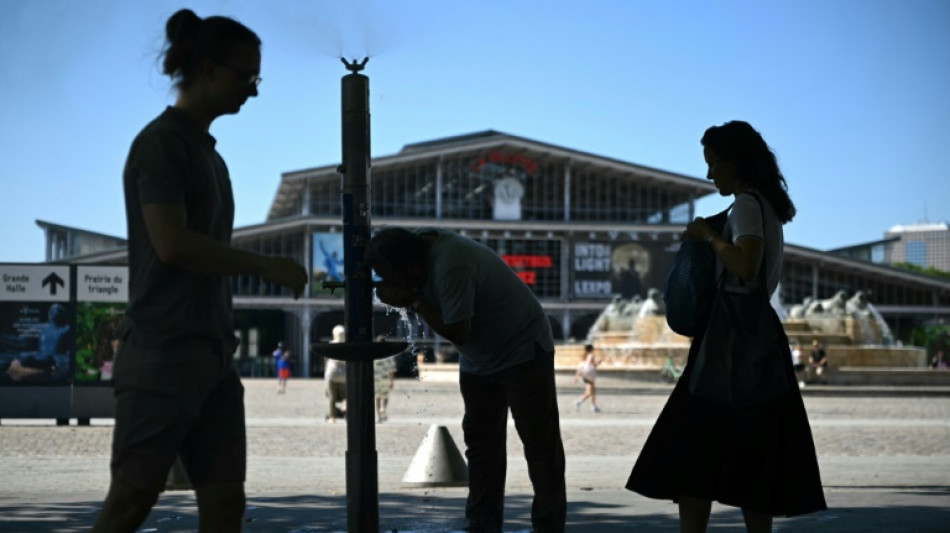 Canicule en France: "du jamais vu" avec 84 d&eacute;partements en vigilance orange
