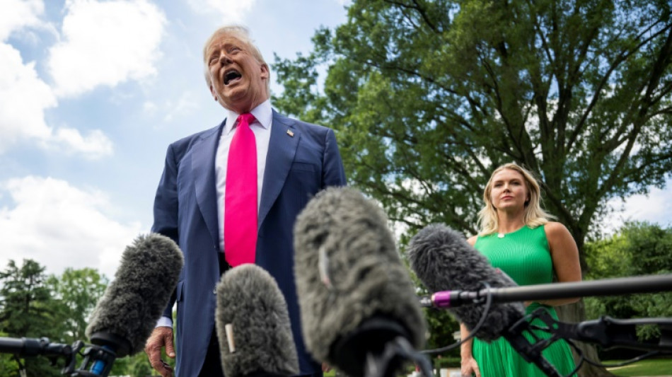 Trump dice que cualquier información "creíble" de Epstein debería ser publicada