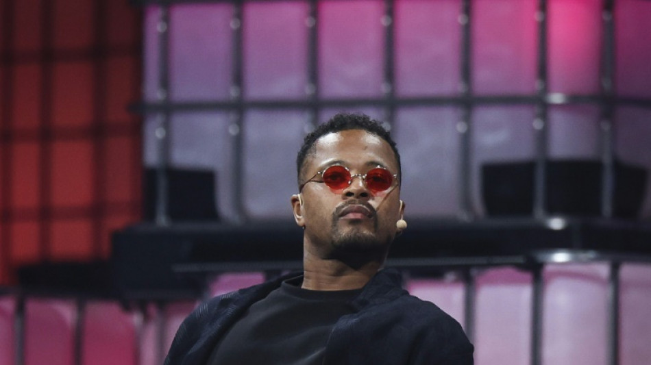 L'ex-footballeur Patrice Evra condamn&eacute; pour abandon de famille