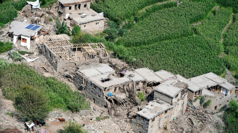 En Afghanistan, l'espoir de trouver des rescap&eacute;s du s&eacute;isme se r&eacute;duit