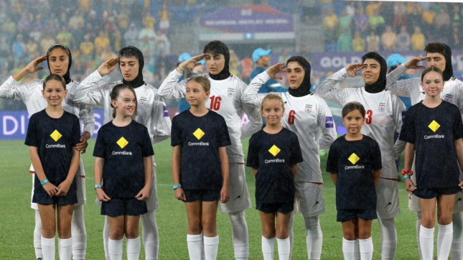 Iran players sing anthem and salute at Women's Asian Cup
