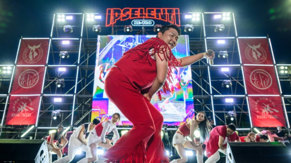 Dix ans apr&egrave;s "Gangnam Style", le chanteur sud-cor&eacute;en Psy "plus heureux que jamais"