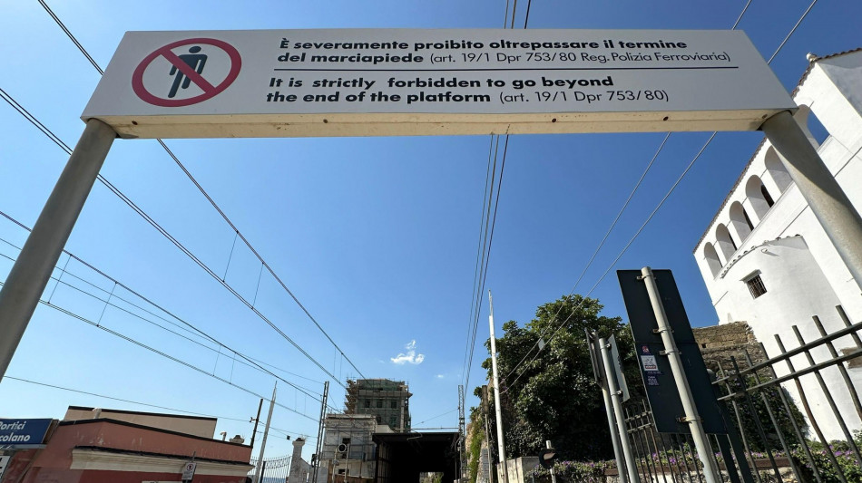 Scossa ai Campi Flegrei, sospesa la circolazione ferroviaria