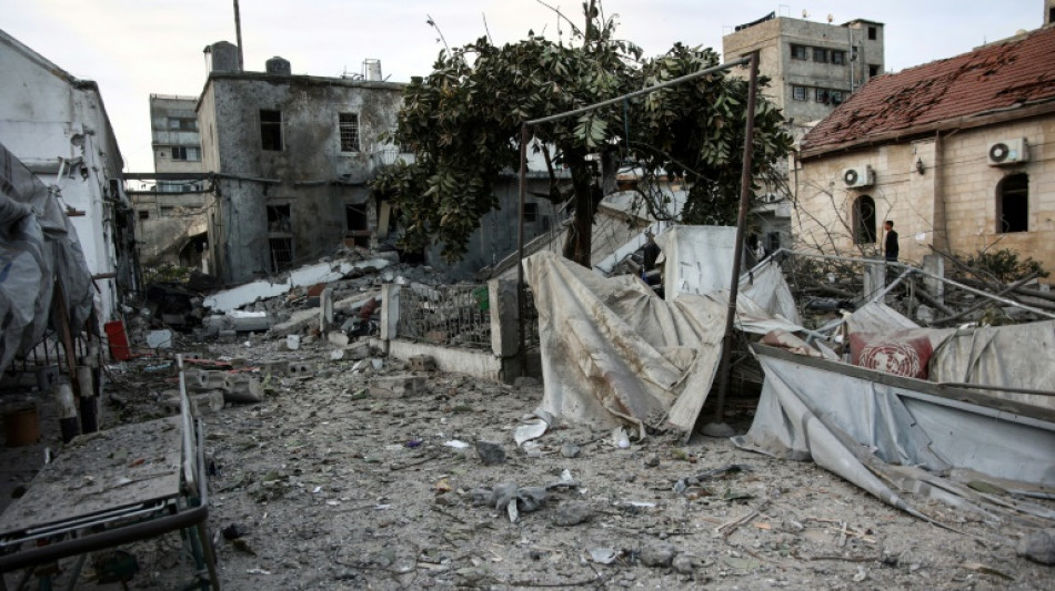 Un bombardeo israel&iacute; paraliza uno de los pocos hospitales en funcionamiento en Gaza