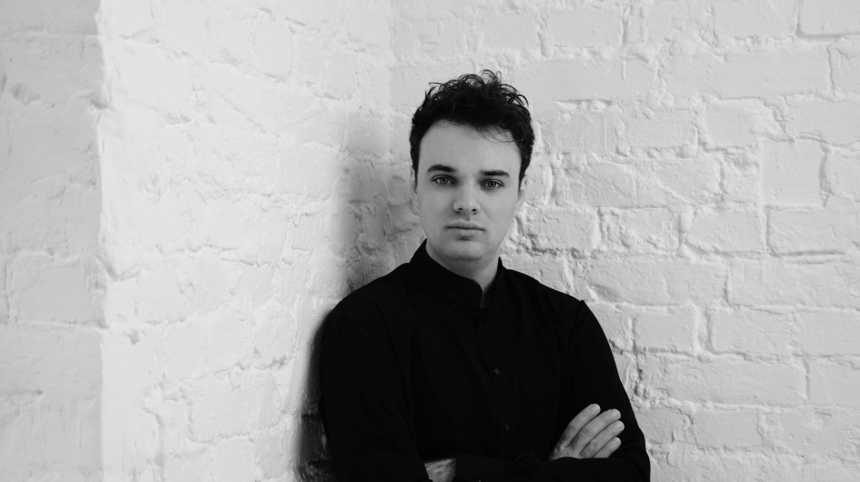 L'ungherese Martin Rajna debutta all'orchestra della Fenice