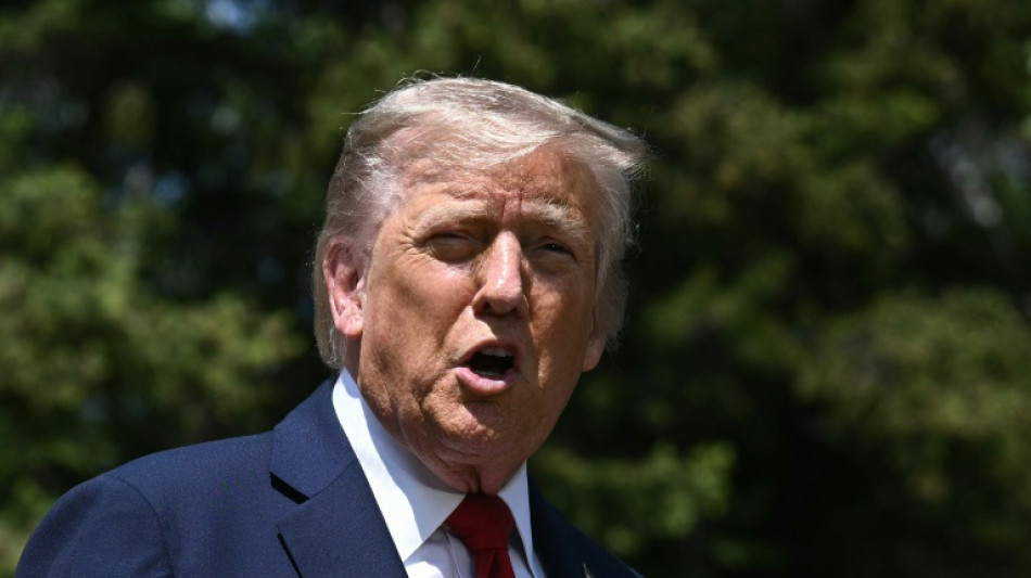 Juiz bloqueia decreto de Trump sobre fim de cidadania por nascimento