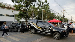 Br&eacute;sil: Bolsonaro doit passer la nuit &agrave; l'h&ocirc;pital apr&egrave;s un malaise