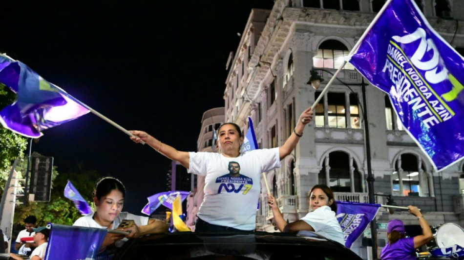 Noboa, ante el desaf&iacute;o de apaciguar un Ecuador desangrado y dividido