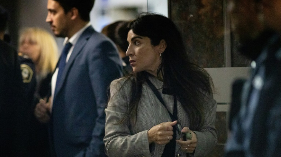 Allanan una empresa de medicina domiciliaria que atendió a Maradona en Argentina