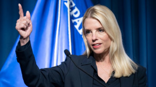 Fiscal general de EEUU acusa a migrantes de hacer "el trabajo de los cárteles"