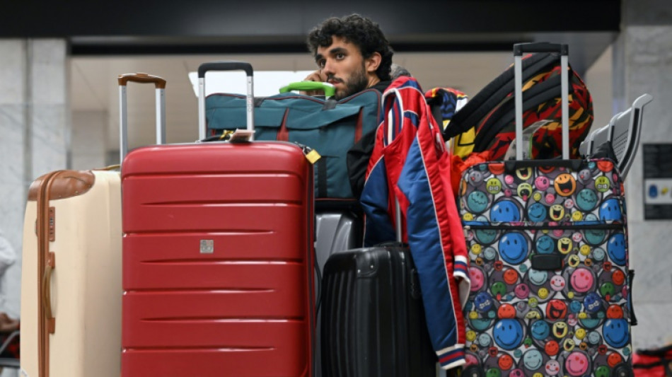 Trabajadores de Ryanair prolongan la huelga en Espa&ntilde;a hasta enero