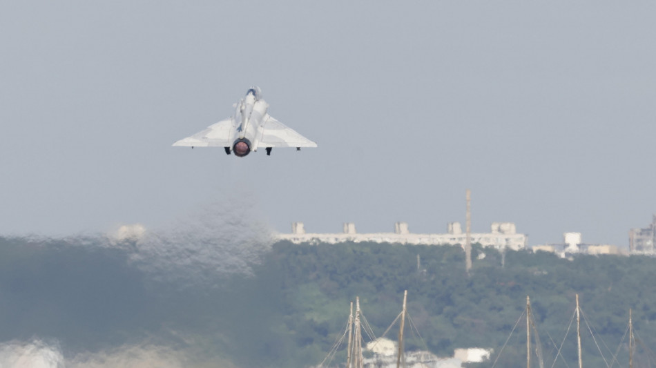 Taiwan, rilevati 89 aerei militari cinesi e 28 imbarcazioni vicino all'isola