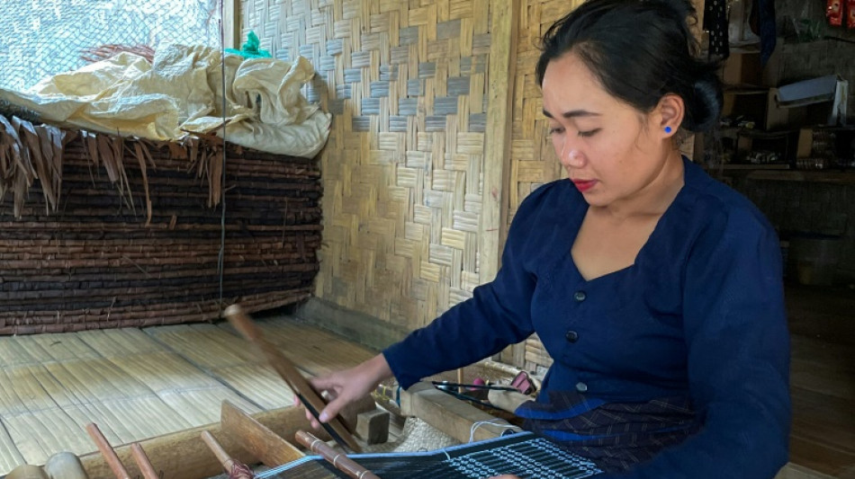 Un grupo ind&iacute;gena en Indonesia pide un apag&oacute;n de internet