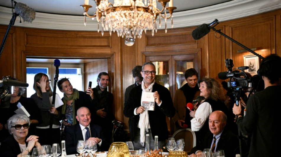 Le Goncourt &agrave; Kamel Daoud pour son roman sur une p&eacute;riode noire de l'histoire alg&eacute;rienne