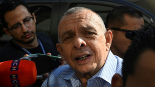 Ex-presidente de Honduras Porfirio Lobo comparece a julgamento por corrup&ccedil;&atilde;o