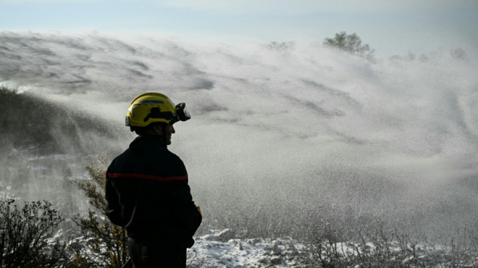 Aude: le risque de reprise du feu &agrave; l'&eacute;preuve du vent et de la canicule