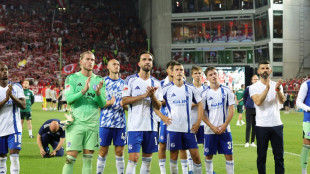 Keine "Wunderdinge": Schalke will Stimmungsd&auml;mpfer trotzen