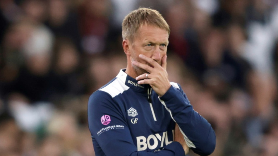 West Ham demite Graham Potter e anuncia Nuno Esp&iacute;rito Santo como novo t&eacute;cnico