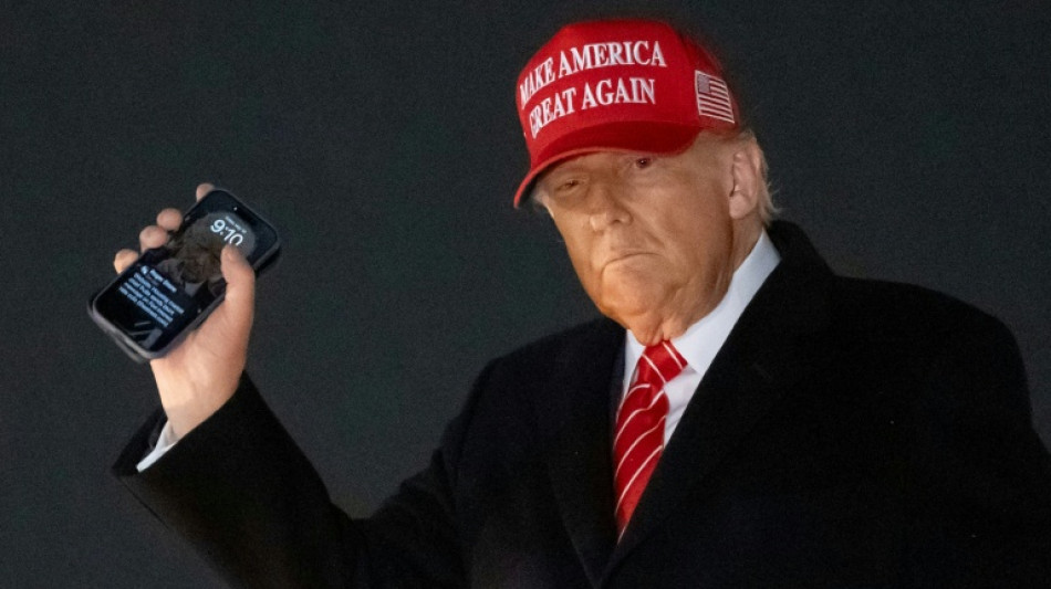 Droits de douane: un appel Trump-Xi pourrait régler les tensions sino-américaines, selon Washington