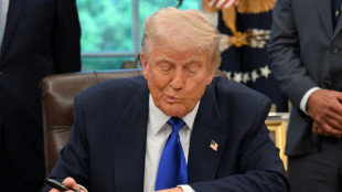 Stocks mixed despite hopes for US-China tariff talks