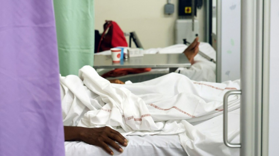 La R&eacute;union: trois nouveaux d&eacute;c&egrave;s "li&eacute;s au chikungunya", le bilan provisoire passe &agrave; neuf morts