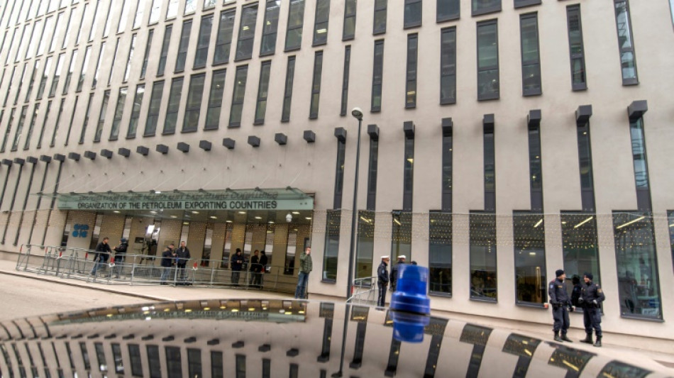 Opep+ prorroga cortes de produ&ccedil;&atilde;o, mas se prepara para reabrir as torneiras