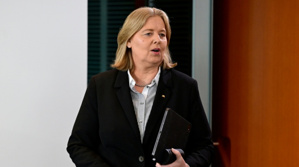 Bas verteidigt Rentenpl&auml;ne im Bundestag - junge Unionsabgeordnete erneuern Kritik