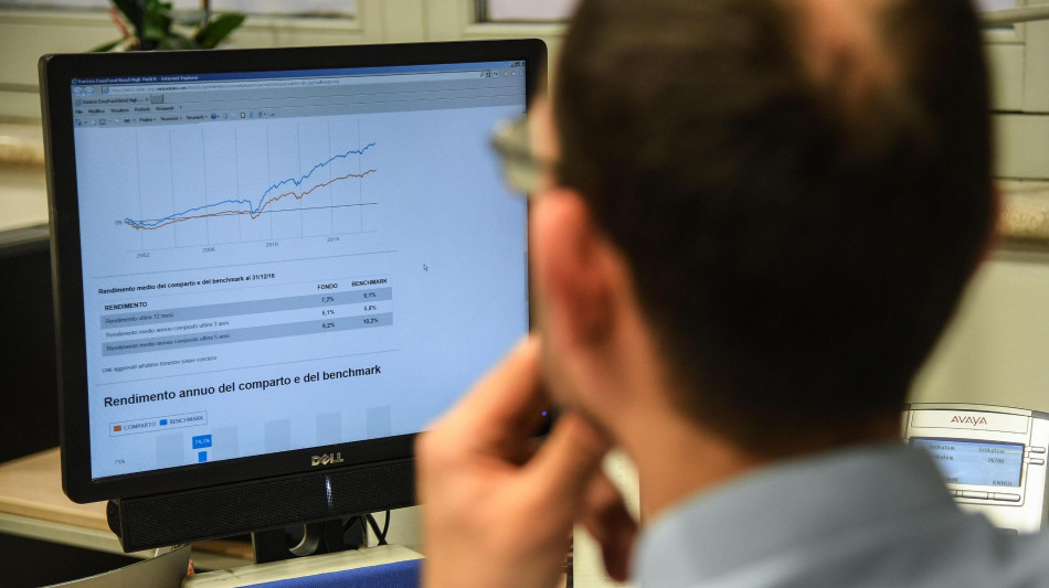 First,avanza desertificazione bancaria, -516 sportelli in 2025