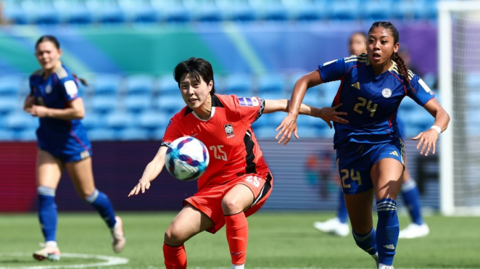 South Korea beat Philippines 3-0 to reach women's quarter-finals