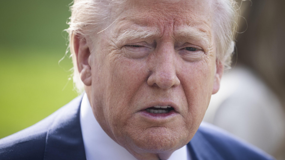 Sondaggio, per 4 americani su 10 Trump un presidente 'terribile'