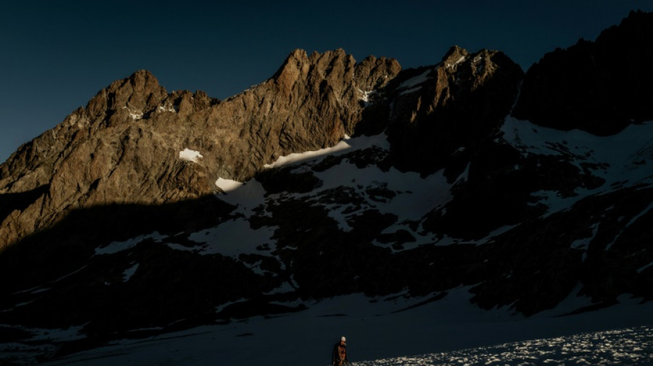 El calor provoca escasez de nieve y de agua en los Alpes franceses