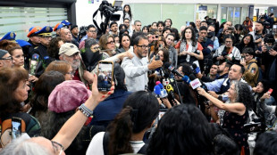 Llegan a M&eacute;xico activistas de la flotilla para Gaza detenidos por Israel