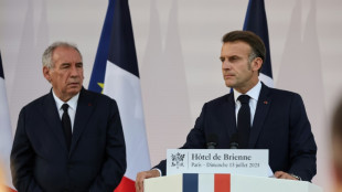 Macron affirme que la libert&eacute; n'a "jamais &eacute;t&eacute; si menac&eacute;e" depuis 1945
