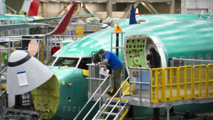 Boeing registra perdas de US$ 6,2 bilh&otilde;es e sindicato prorroga greve