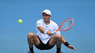 Australian Open: Arnaldi fuori al primo turno, Auger Aliassime si ritira