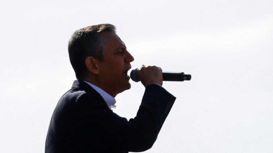 La oposici&oacute;n en Turqu&iacute;a denuncia "malos tratos" contra estudiantes detenidos