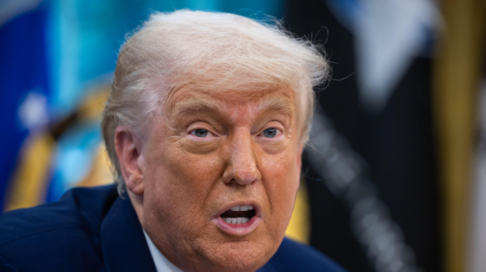 Trump, senza i dazi gli Usa non sopravviveranno