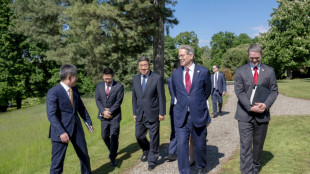 China and US wrap first day of trade talks