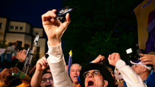 Roumanie: l'extr&ecirc;me droite domine le premier tour de la pr&eacute;sidentielle