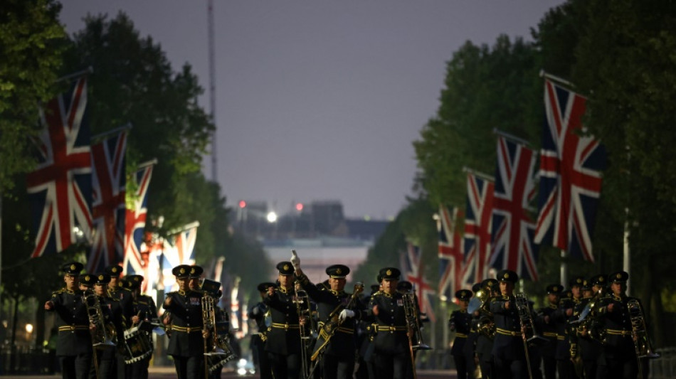 Reino Unido inicia quatro dias de eventos para celebrar 80 anos do fim da Segunda Guerra Mundial