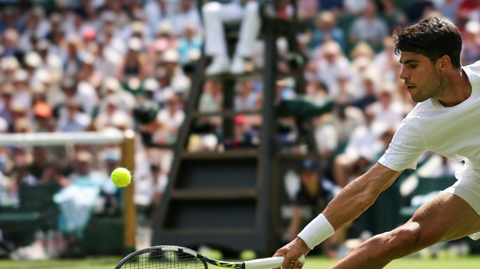 In f&uuml;nf S&auml;tzen: Alcaraz vermeidet Erstrundenaus