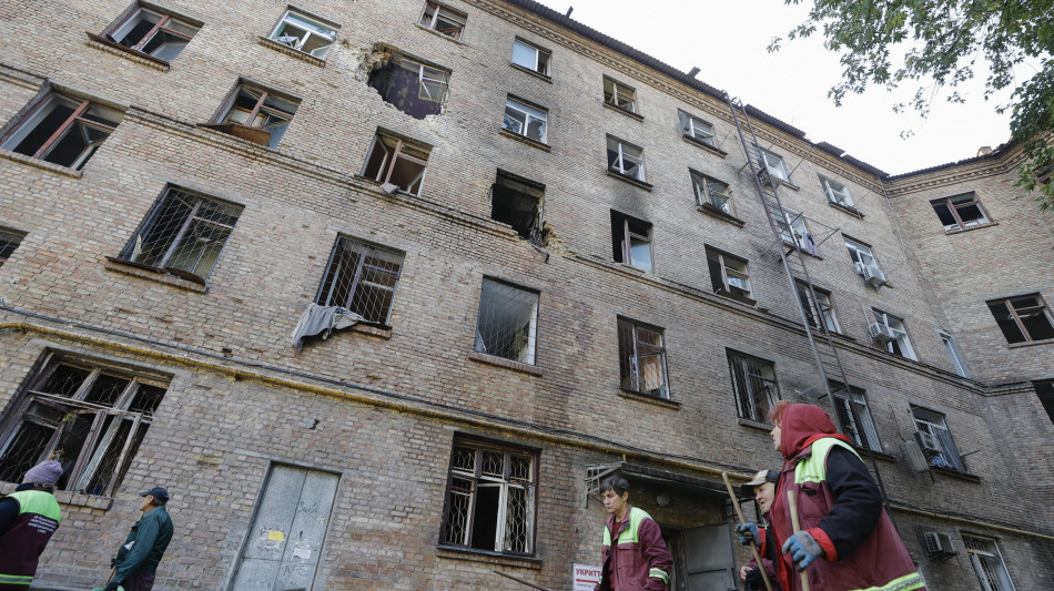 Sindaco Kiev, esplosioni e incendi, citt&agrave; sotto attacco