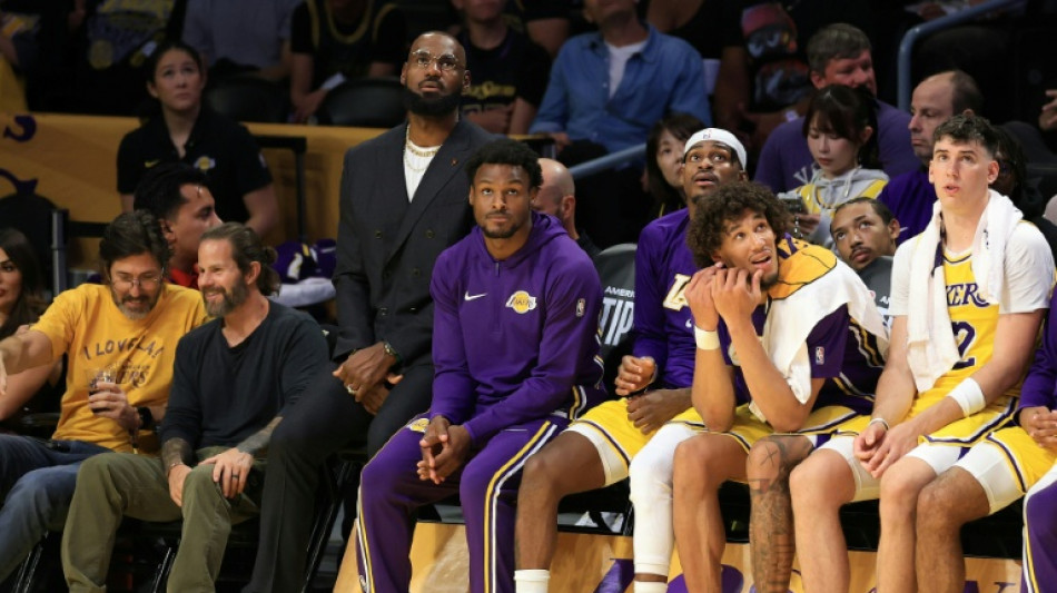 Lakers feel lack of LeBron in NBA season-opening loss