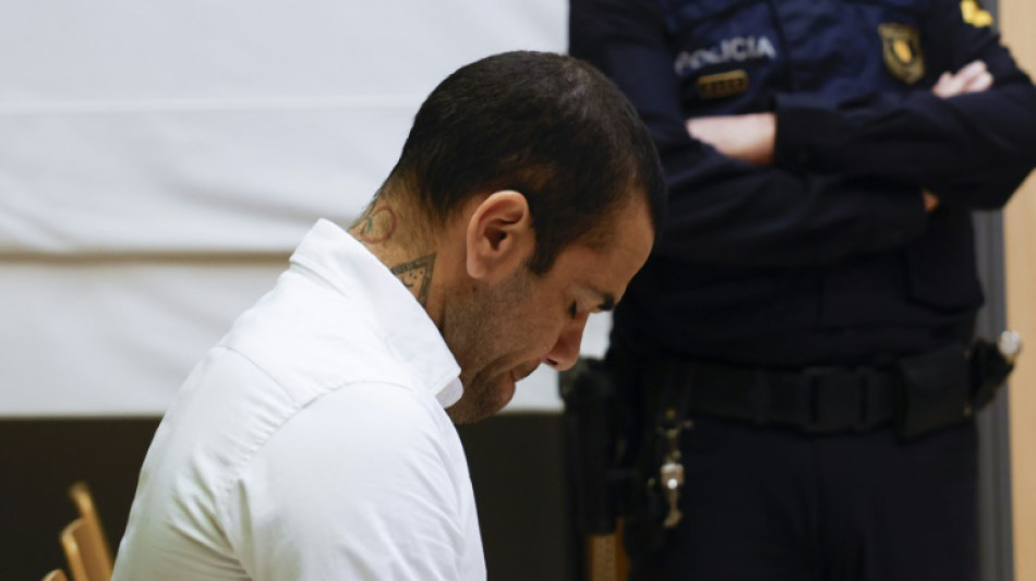 Entre sil&ecirc;ncios e apoio &agrave; justi&ccedil;a, Brasil reage &agrave; condena&ccedil;&atilde;o de Daniel Alves