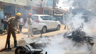 Disturbios tras la muerte de activista hind&uacute; dejan m&aacute;s de 20 heridos en India