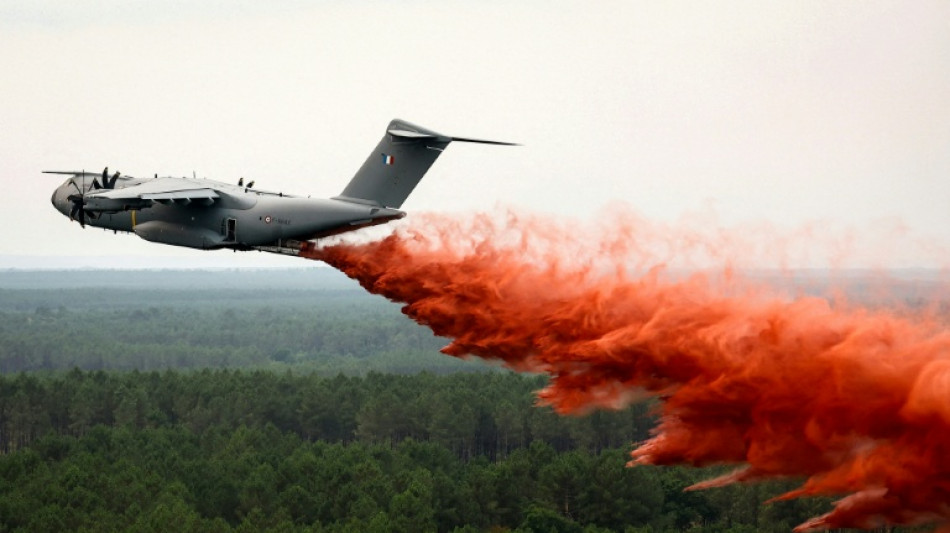 "Schwierige Stunden" bei Waldbr&auml;nden in Frankreich und Spanien