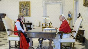 Le&oacute;n XIV se re&uacute;ne con la primera mujer al mando de la Iglesia anglicana