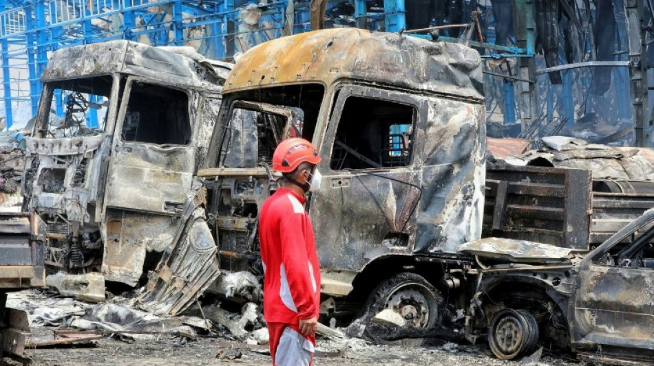 Aumenta a 65 muertos el saldo de la explosi&oacute;n en Ir&aacute;n, que un ministro atribuye a una "negligencia"