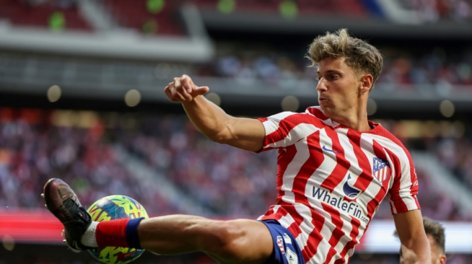 Com les&atilde;o muscular, Llorente pode desfalcar Atl&eacute;tico de Madrid at&eacute; fim da temporada